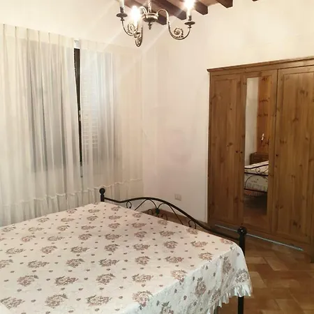Holiday home Casa Viola *